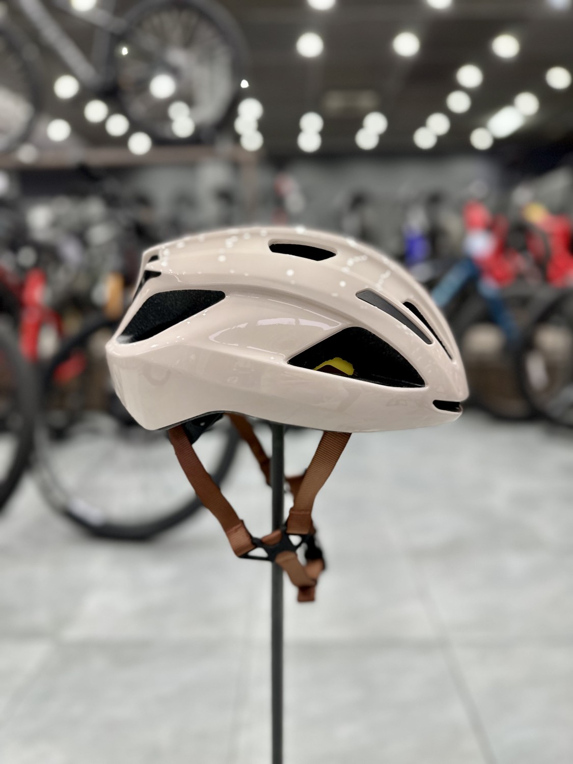 Specialized align ii. Шлем specialized align. шлем specialized align ii. specialized align ii mips. шлем specialized align ii satin white.