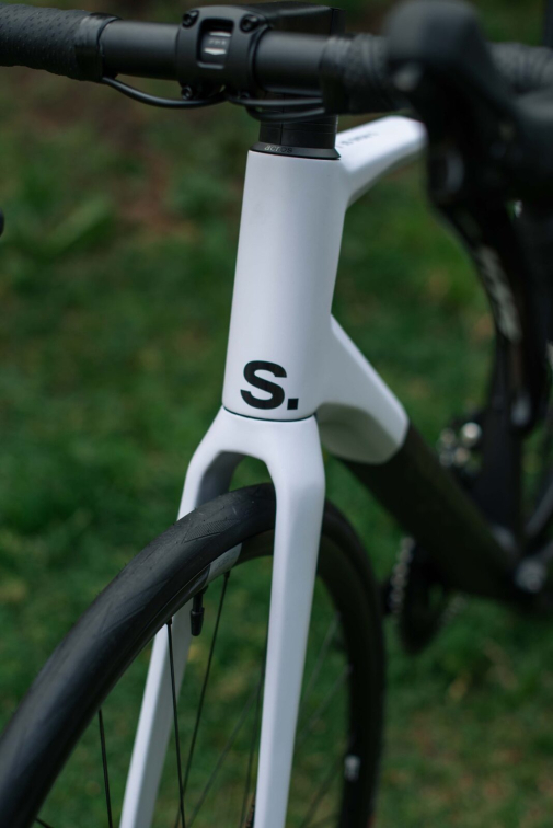 Шоссейные велосипеды Superior X-ROAD 9.3 GF 2024 Matte Carbon/White Артикул 801.2024.28036, 801.2024.28037, 801.2024.28039