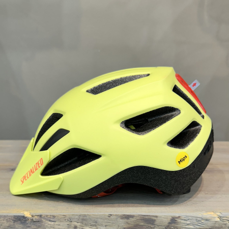 Шлемы Шлем детский Specialized Shuffle Child Led Mips Limestone Артикул 60023-1632