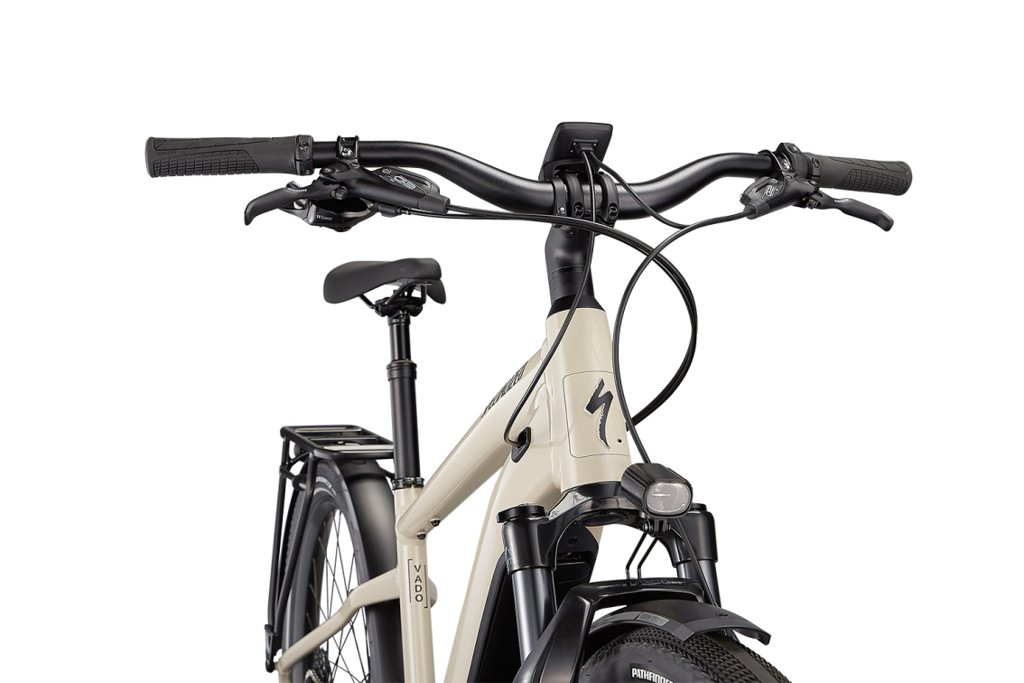 TURBO VADO - свой в городе! Specialized Turbo Vado 5.0 2022 White Mountains / Black Reflective Артикул 95022-3904, 95022-3902, 95022-3905, 95022-3903