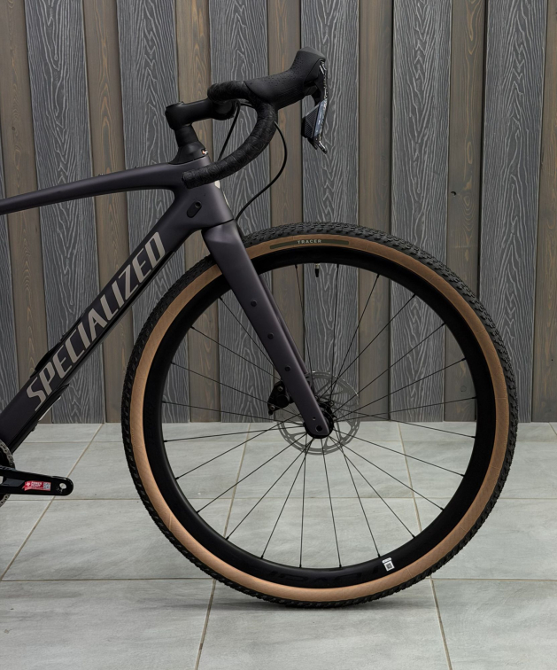 Гравийные велосипеды, комфорт плюс Specialized Diverge 4 Expert 2026 SRAM Rival XPLR Nebula Metallic/ Sandstone Metallic Артикул 95426-3249, 95426-3256, 95426-3254, 95426-3258, 95426-3252, 95426-3261
