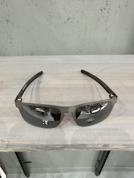 Очки Очки городские OAKLEY HOLBROOK METAL оправа Matte Gunmetal линза Prizm black polarized Артикул 