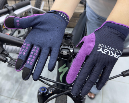 Велоперчатки Велоперчатки женские LF Oakley All Mountain Mtb Glove Fathom Артикул FOS800022-6AC-L, FOS800022-6AC-M, FOS800022-6AC-S