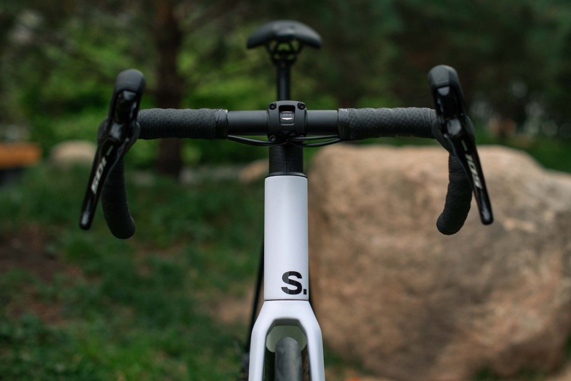 Шоссейные велосипеды Superior X-ROAD 9.3 GF 2024 Matte Carbon/White Артикул 801.2024.28036, 801.2024.28037, 801.2024.28039