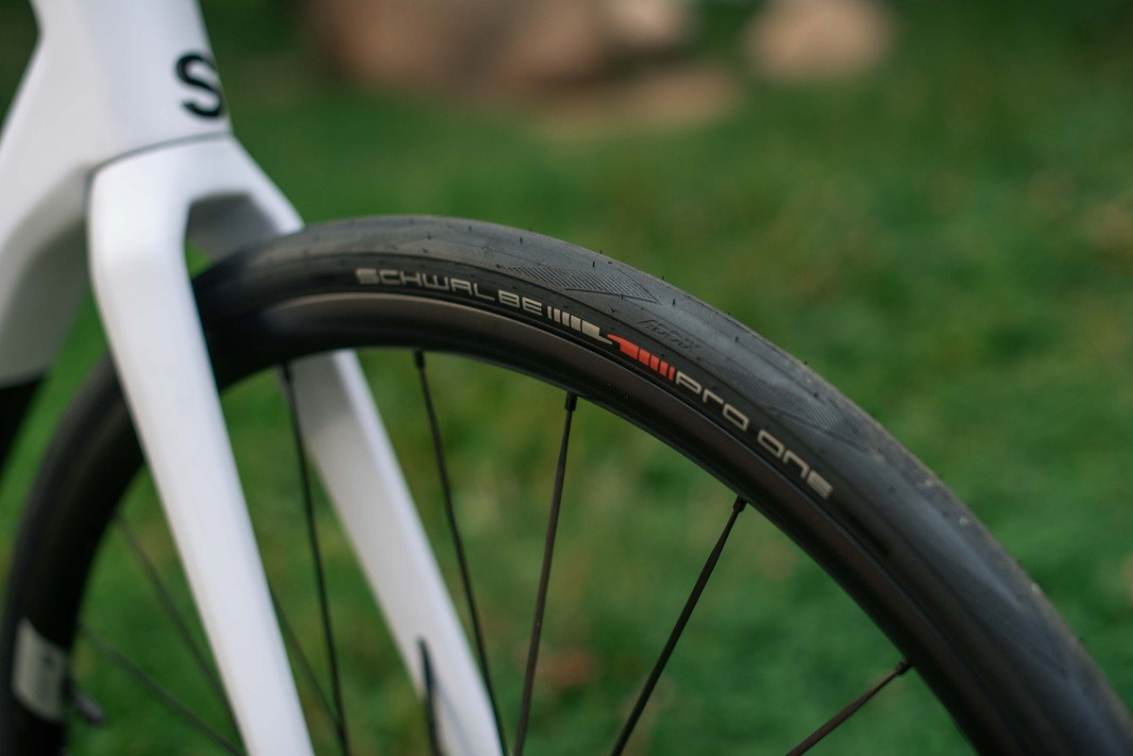 Шоссейные велосипеды Superior X-ROAD 9.3 GF 2024 Matte Carbon/White Артикул 801.2024.28036, 801.2024.28037, 801.2024.28039