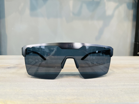 Очки Очки спортивные Bliz Active Dust оправа Metallic Silver линза Smoke Артикул 