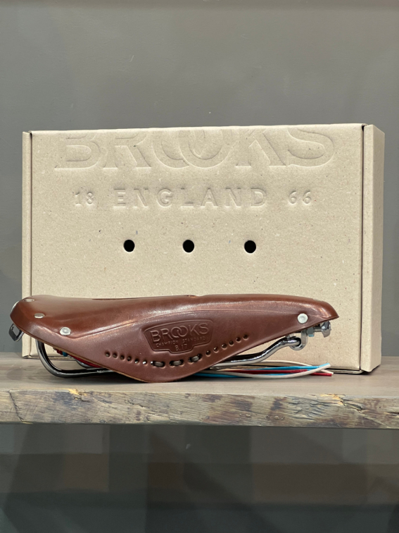 Седла Седло Brooks B17 Carved Brown Артикул 
