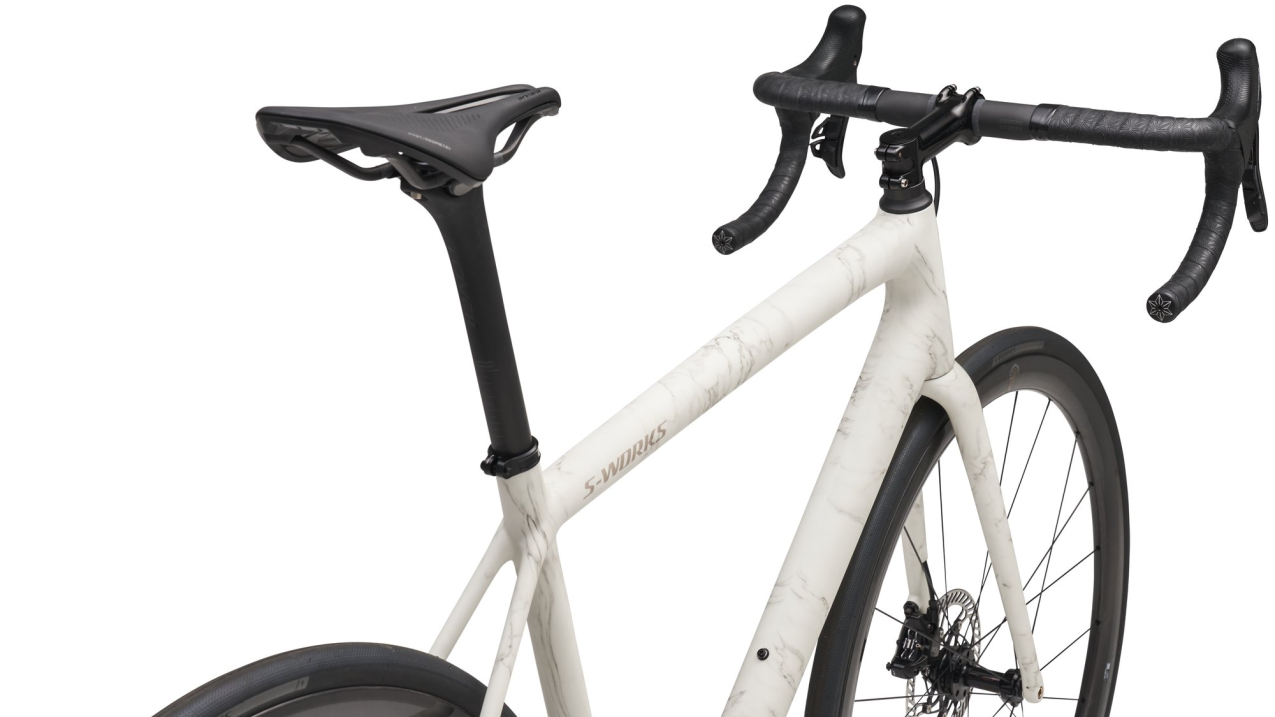 Шоссейные велосипеды Specialized S-Works Aethos Campagnolo LTD 2023 Satin Birch / Black Pearl Артикул 97222-0561, 97222-0549, 97222-0552, 97222-0556, 97222-0554, 97222-0558