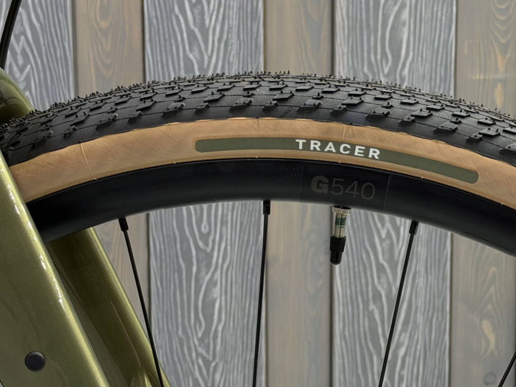 Гравийные велосипеды, комфорт плюс Specialized Diverge 4 Comp Carbon 2026 SRAM Apex AXS Laurel Green Metallic/ Dolomite Metallic Артикул 95426-5349, 95426-5354, 95426-5352, 95426-5361, 95426-5356, 95426-5358