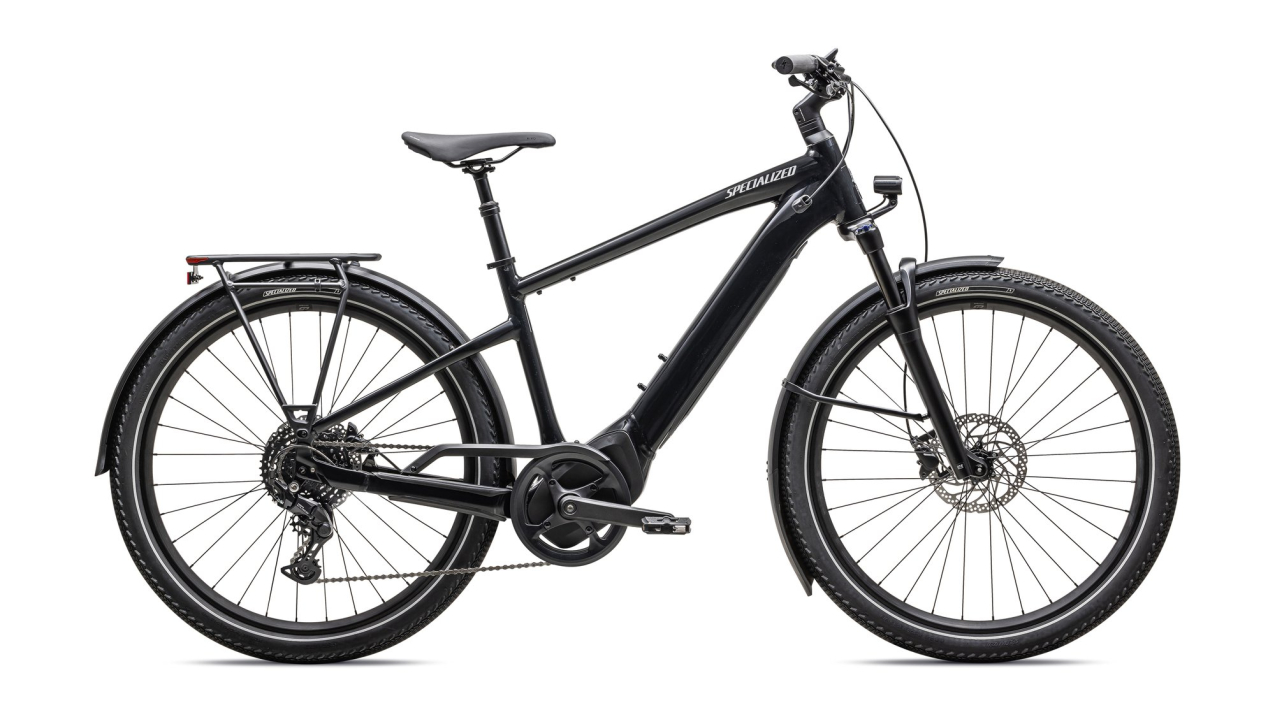 TURBO VADO - свой в городе! Specialized Turbo Vado 4.0 2025 Gloss Cast Black / Satin Silver Reflective Артикул 95024-5403, 95024-5402, 95024-5404, 95024-5405