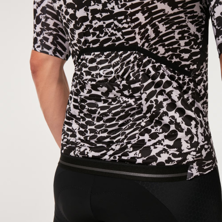 Джерси, толстовки, худи Джерси Oakley Endurance Dazzle Camo Abstract Black/White Артикул FOA404398-9SV-XL, FOA404398-9SV-M, FOA404398-9SV-S, FOA404398-9SV-L