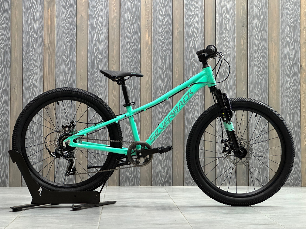 24 дюйма (7-11 лет) Silverback Spyke 24 D 1 Girl 2026 Gloss Mystic Teal/Gloss Black Артикул 4816026312845