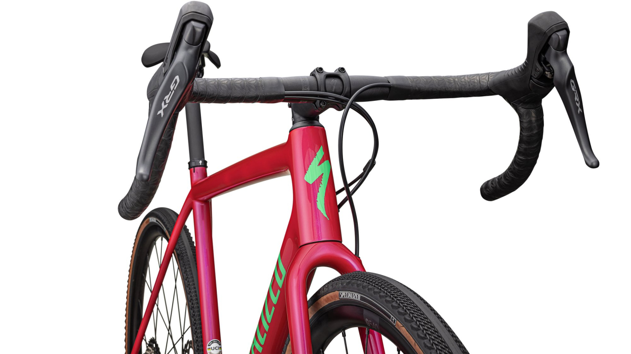 Циклокроссовые, внедорожные велосипеды Specialized Crux Comp - Shimano GRX 2024 Gloss Vivid Pink/Electric Green Артикул 91424-5049, 91424-5056, 91424-5052, 91424-5061, 91424-5058, 91424-5054