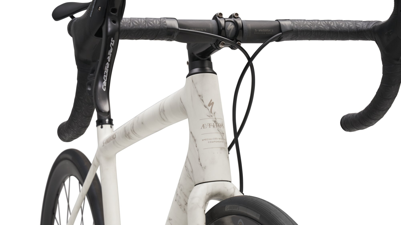 Шоссейные велосипеды Specialized S-Works Aethos Campagnolo LTD 2023 Satin Birch / Black Pearl Артикул 97222-0561, 97222-0549, 97222-0552, 97222-0556, 97222-0554, 97222-0558