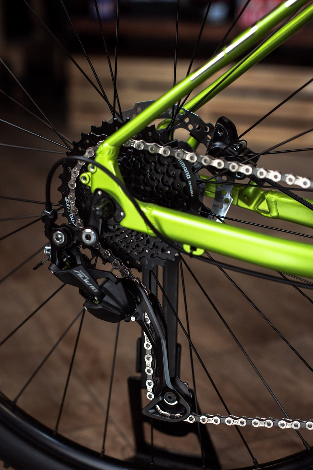 Superior XC 859 2024 Matte Lime Metallic Chrome Silver