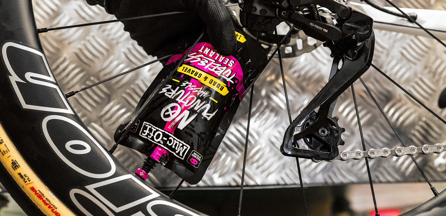 Герметик для бескамерных покрышек Грэвел Muc-Off 21089 Tubeless Sealant 500мл
