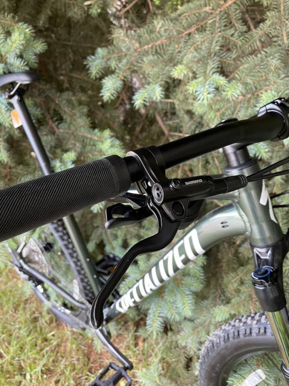 Купить Specialized Rockhopper Elite 29 Deore 1x11 Gloss Oak Green Metallic / Metallic White Silver Артикул 