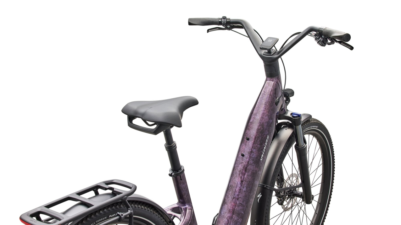 TURBO COMO - современный уровень комфорта Specialized Turbo Como 4.0 2026 Gloss Nebula Quartz Metallic Impasto Артикул 90426-5502, 90426-5503, 90426-5504