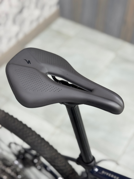 Гравийные велосипеды, комфорт плюс Specialized Diverge 4 Sport Alloy 2026 Gloss Dark Navy / Dolomite Metallic Артикул 95426-6349, 95426-6352, 95426-6354, 95426-6356, 95426-6358, 95426-6361