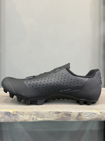 Велотуфли MTB Велотуфли MTB Specialized Recon 2.0 Black Артикул 61524-1045, 61524-1048, 61524-10425, 61524-1043, 61524-1038, 61524-10435, 61524-1046, 61524-10455, 61524-1044, 61524-1042, 61524-1047, 61524-1040, 61524-10445, 61524-1037, 61524-1049, 61524-1039, 61524-1036, 61524-1041