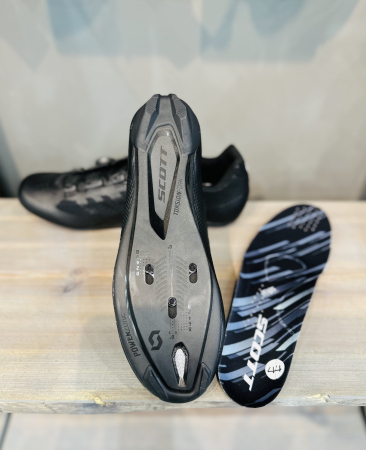 Велотуфли шоссе и триатлон Велотуфли Road Scott Vertec Boa black/silver Артикул 7615523814497-7615523413225, 7615523814503-7615523413232, 7615523814510-7615523413249, 7615523413201, 7615523814480-7615523413218