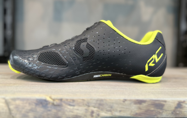 Велотуфли шоссе и триатлон Велотуфли Scott Road RC matt black/sulphur yellow Артикул 7613368481225, 7613368481201