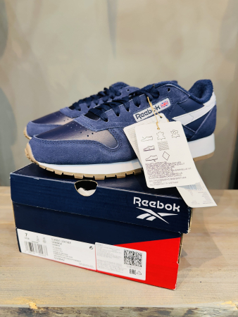 Кроссовки Кроссовки Reebok Classic Leather vector navy/vector navy/ftwr white Артикул GV96426, GV964211.5, GV96427, GV964211, GV96428, GV96426.5, GV964210