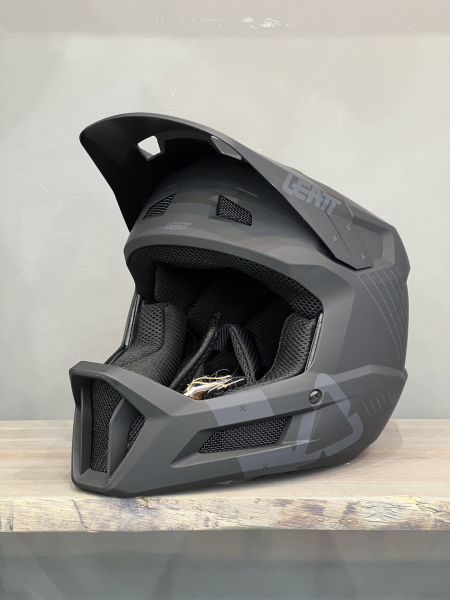 Шлем Leatt MTB Gravity 2.0 Stealth