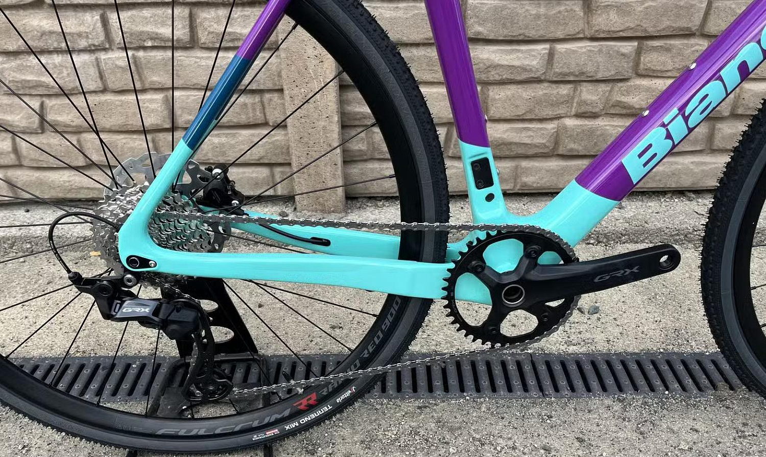 Bianchi Zolder Pro GRX610 / Целесте-Фиолетовый