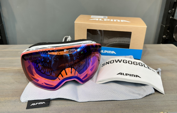 Маска горнолыжная Alpina Granby QHM white линза blue