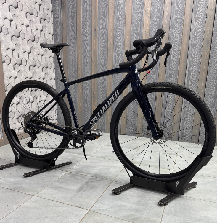 Гравийные велосипеды, комфорт плюс Specialized Diverge 4 Sport Alloy 2026 Gloss Dark Navy / Dolomite Metallic Артикул 95426-6349, 95426-6352, 95426-6354, 95426-6356, 95426-6358, 95426-6361