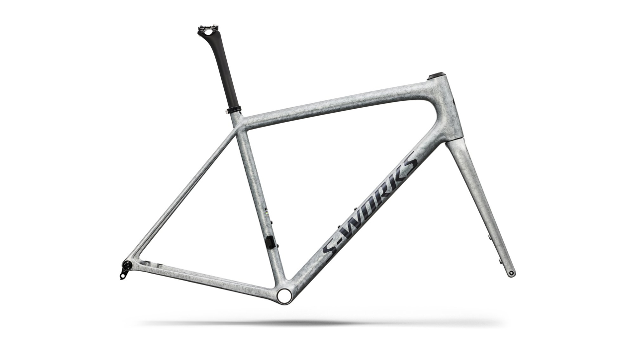 Рамы шоссе, гревел рама Specialized S-Works Aethos 2 FACT 12r Carbon 2026 Gloss Silver Blurred Impasto Артикул 77226-0352, 77226-0349, 77226-0354, 77226-0356, 77226-0358, 77226-0361