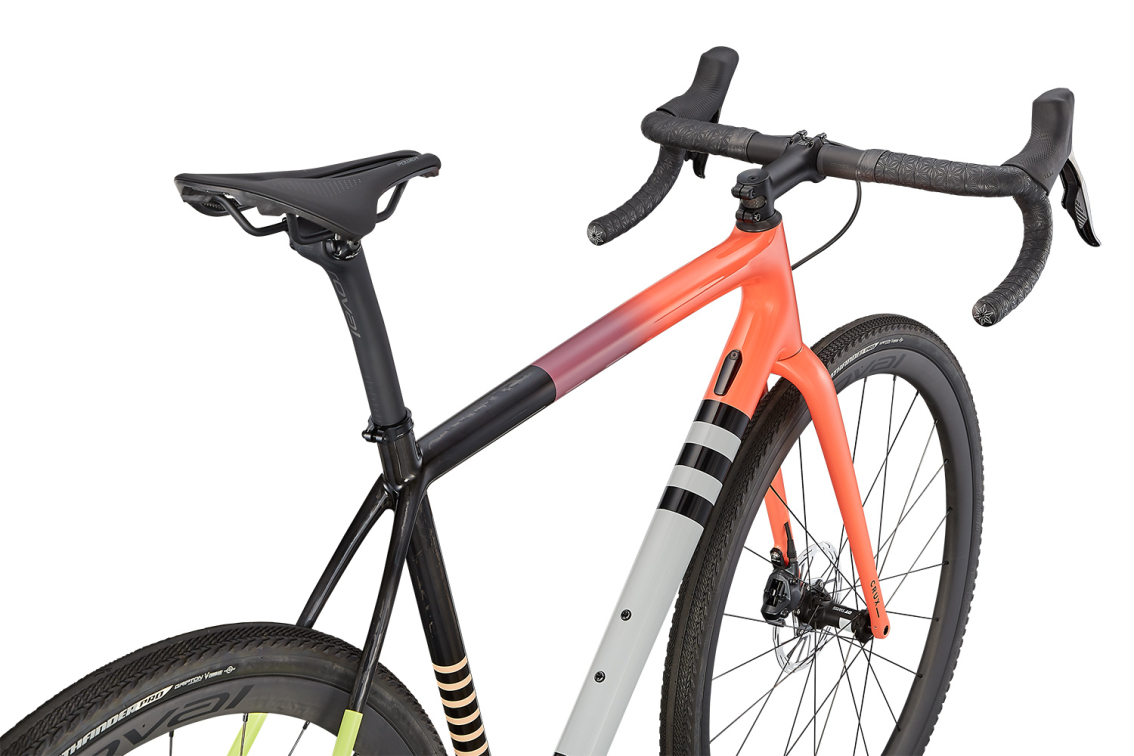 Циклокроссовые, внедорожные велосипеды Specialized Crux Pro 2022 Gloss Coral Lilac Fade / Carbon / Limestone / Papaya / Grey / Black Артикул 91422-1152, 91422-1156, 91422-1154, 91422-1161, 91422-1158, 91422-1149