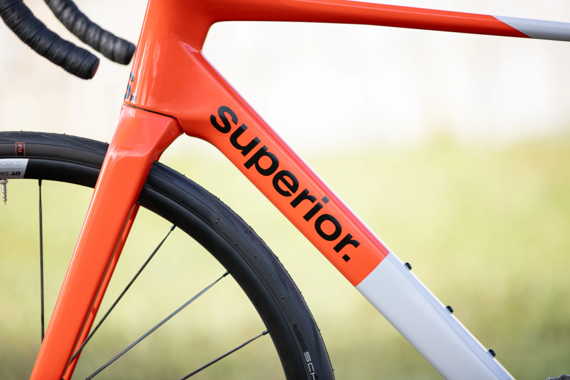 Гравийные велосипеды, комфорт плюс Superior XR 9.5 GF 2025 Gloss Grey/Red Артикул 801.2025.28012, 801.2025.28014, 801.2025.28013, 801.2025.28015