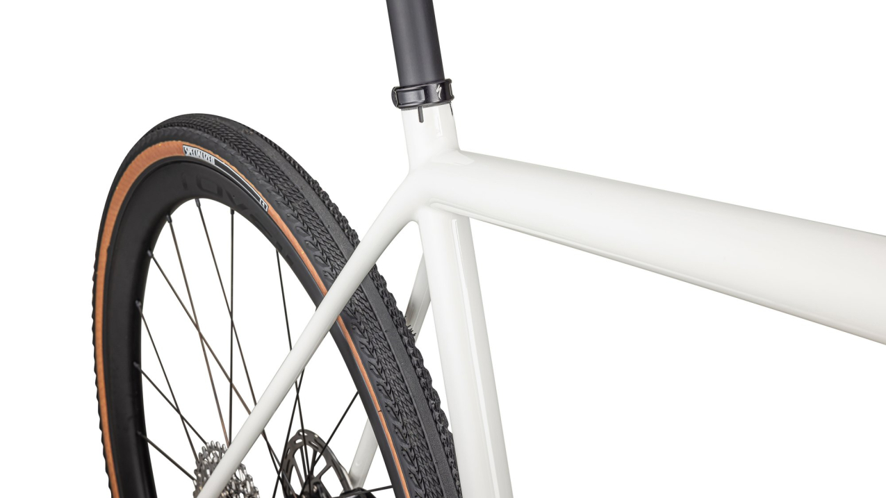 Циклокроссовые, внедорожные велосипеды Specialized Crux Expert Sram Rival eTap AXS 2025 Gloss Dune White / Smoke Liquid Metal Артикул 91425-3049, 91425-3052, 91425-3054, 91425-3058, 91425-3061, 91425-3056