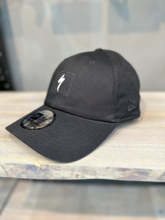 Шапки, кеппи, бейсболки Кепка Specialized New Era Classic Black Артикул 