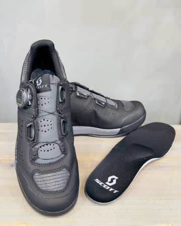 Велотуфли MTB Велоботинки MTB Scott Shr-alp Boa black/dark grey Артикул 7615523414376, 7615523414383, 7615523414420, 7615523414390, 7615523414406, 7615523414413