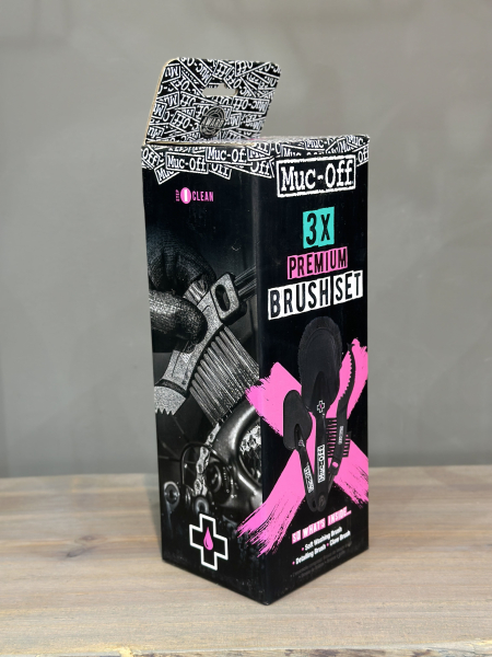 Велохимия Набор щеток Muc-Off 220 Premium Brush для чистки и полировки велосипеда  3 шт Артикул 