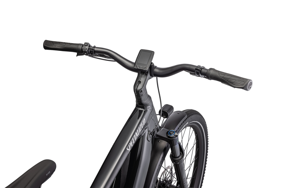 TURBO VADO - свой в городе! Specialized Turbo Vado 5.0 IGH 2022 Cast Black / Silver Reflective Артикул 95322-3402, 95322-3403, 95322-3405, 95322-3401, 95322-3404