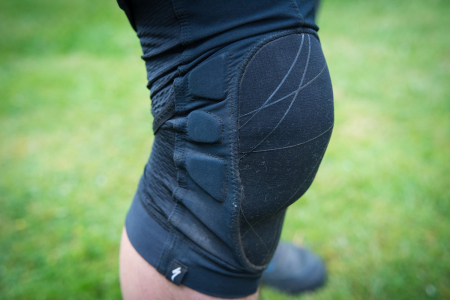 Защита Наколенники Specialized Atlas Knee Pads Артикул 64315-1104, 64315-1102, 64315-1105, 64315-1103