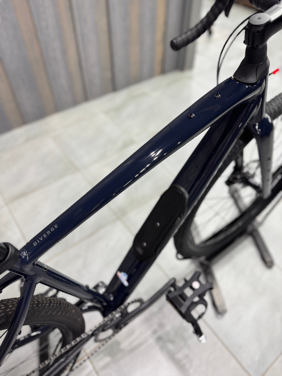 Гравийные велосипеды, комфорт плюс Specialized Diverge 4 Sport Alloy 2026 Gloss Dark Navy / Dolomite Metallic Артикул 95426-6349, 95426-6352, 95426-6354, 95426-6356, 95426-6358, 95426-6361