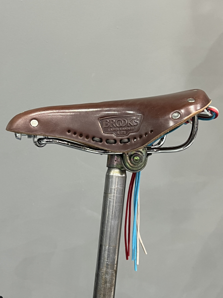 седло brooks b17 carved short brown