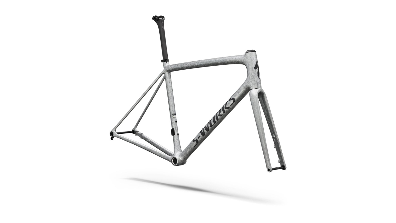 Рамы шоссе, гревел рама Specialized S-Works Aethos 2 FACT 12r Carbon 2026 Gloss Silver Blurred Impasto Артикул 77226-0352, 77226-0349, 77226-0354, 77226-0356, 77226-0358, 77226-0361