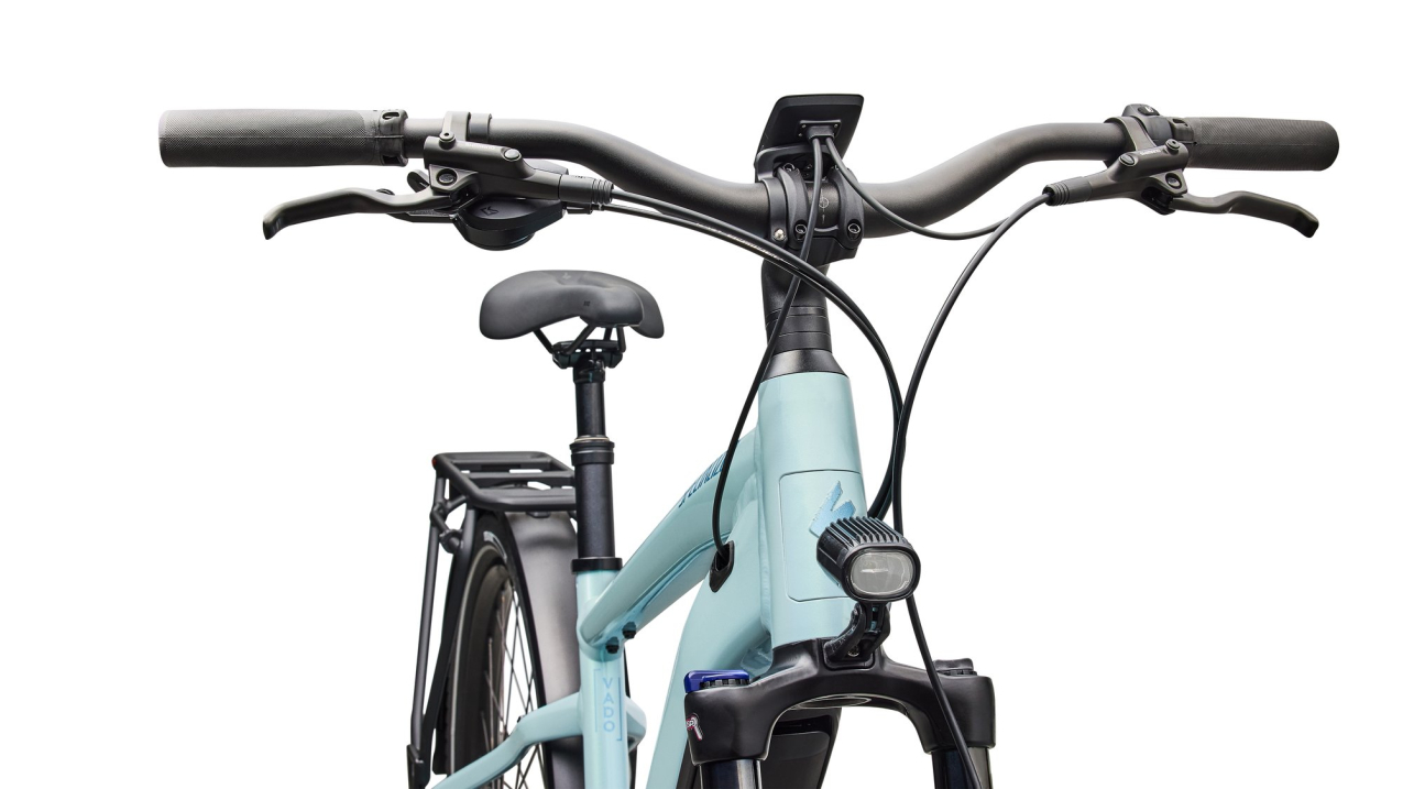 TURBO VADO - свой в городе! Specialized Turbo Vado 4.0 2026 Gloss Seafoam / 25% Lapis Pearl / Glacial Metallic Артикул 95026-6105, 95026-6104, 95026-6103, 95026-6102