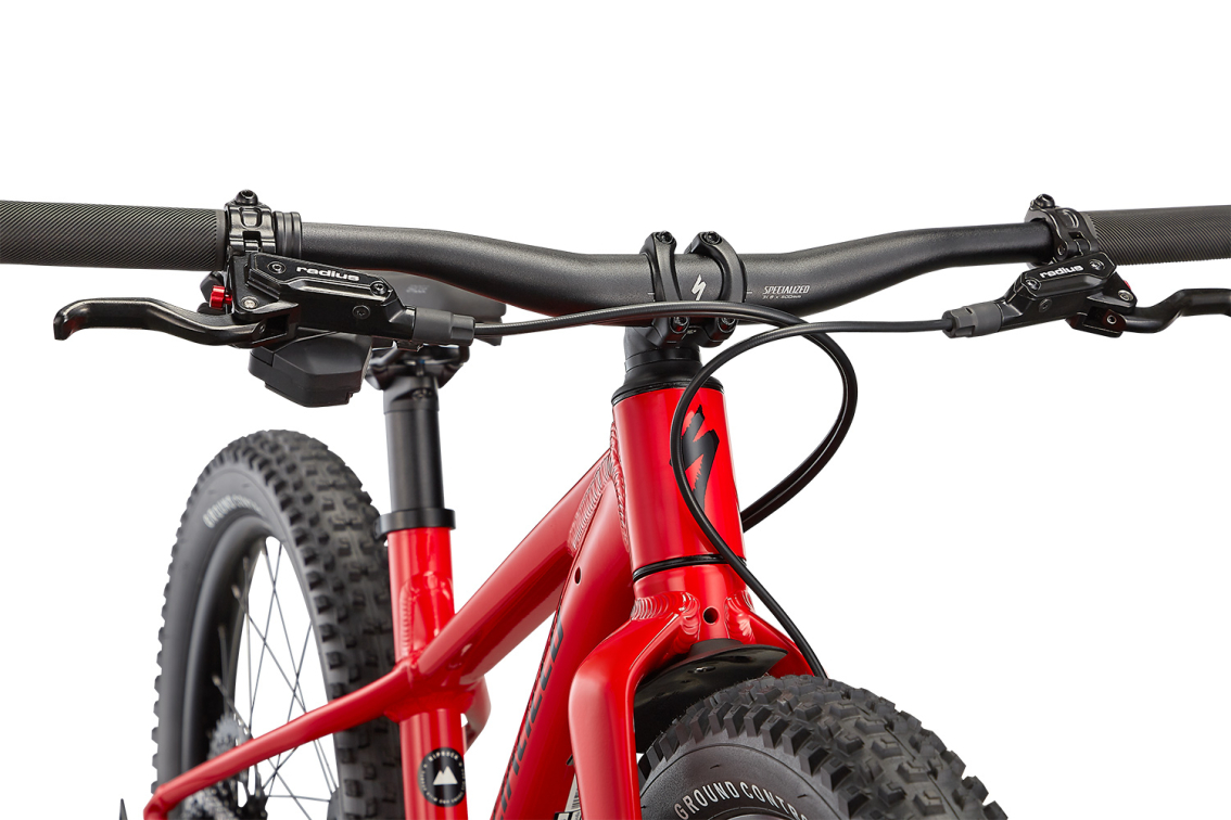 Для мальчиков с 6-ти до 7-ми лет Specialized Riprock 20 FLORED/BLK Артикул 96522-8009