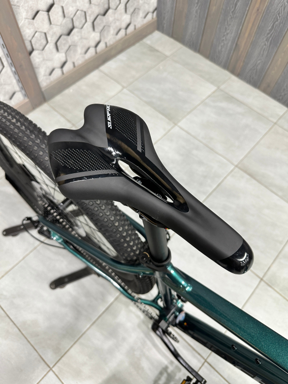 Купить Silverback SE:SERIES 9 29 2026 Gloss Metallic Emerald/Matt Black Артикул 4816026331327, 4816026331334