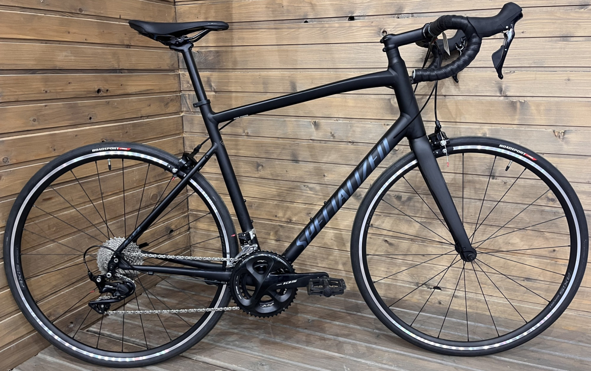 Шоссейные велосипеды Specialized Allez Elite Shimano 105 2022 Satin Black/Cast Battleship/Carbon Артикул 94622-705801