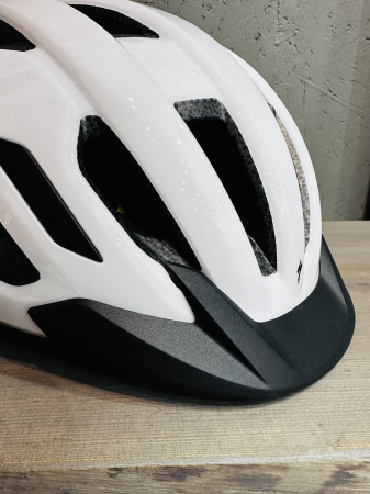 Шлемы Шлем Specialized Chamonix 3 Mips White Артикул 60124-1814, 60124-1812, 60124-1813 Шлемы Шлем Specialized Chamonix 3 Mips White Артикул 60124-1814, 60124-1812, 60124-1813
