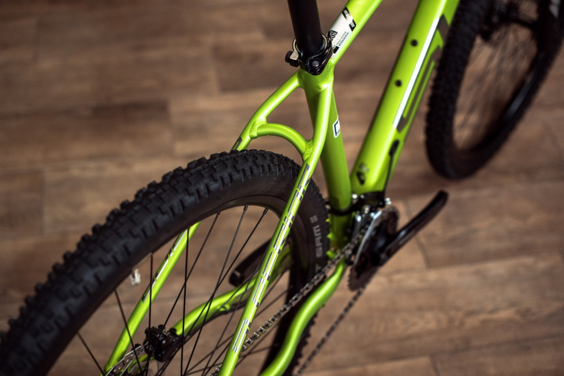 Купить Superior XC 859 2023 Matte Lime Metallic Chrome Silver Артикул 801.2023.29088, 801.2023.29087, 801.2023.2908_