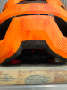 Шлемы Велошлем подростковый Met Shelter Orange/Red Артикул 3HM163CE00UNOR1